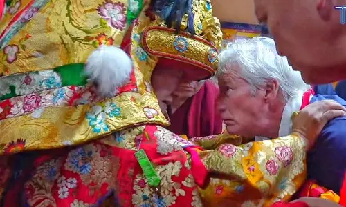 रिचर्ड गेरे Dalai Lama के 90वें जन्मदिन समारोह में शामिल हुए