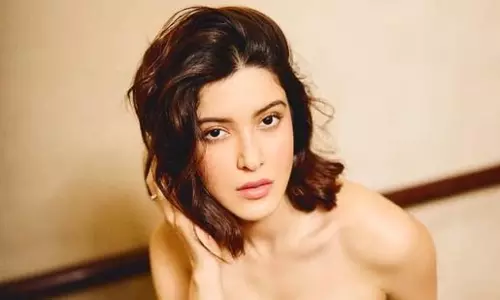 Shanaya Kapoor : सोशल मीडिया पर क्रूर ट्रोलिंग बारे में खुलकर बात की Shanaya Kapoor : सोशल मीडिया पर क्रूर ट्रोलिंग बारे में खुलकर बात की