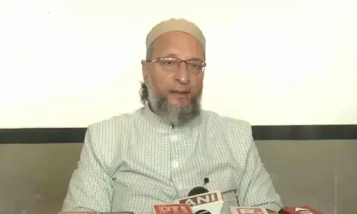 अगर प्रबंधन गलत है तो सख्त कार्रवाई होनी चाहिए:Asaduddin Owaisi