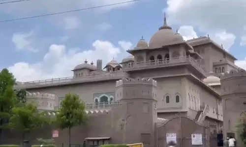 BIG BREAKING: फेयरमोंट होटल में महादेव ऐप कनेक्शन, रायपुर से पहुंची ईडी टीम ने मारा छापा