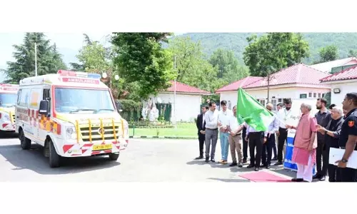 LG ने रामबन-अनंतनाग जिलों के अस्पतालों के लिए एंबुलेंस के बेड़े को हरी झंडी दिखाई
