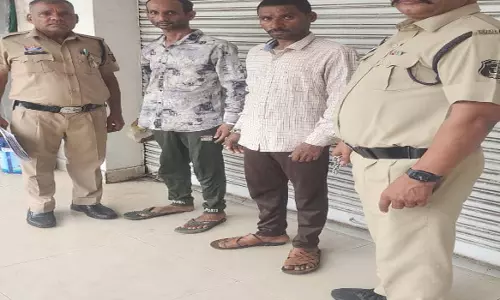Raipur Breaking: महिला के साथ खुशी सैलून में दुष्कर्म, दो आरोपी गिरफ्तार Raipur Breaking: महिला के साथ खुशी सैलून में दुष्कर्म, दो आरोपी गिरफ्तार