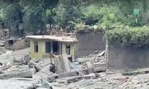 धर्मपुर में आफत के बाद CM सुक्खू का दौरा, 34 लोगों की तलाश जारी धर्मपुर में आफत के बाद CM सुक्खू का दौरा, 34 लोगों की तलाश जारी