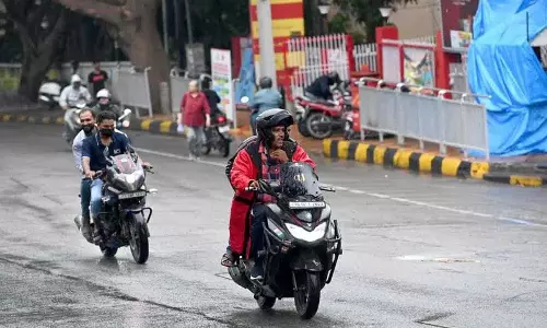 तेलंगाना में भारी बारिश जारी रहेगी, IMD ने 15 जिलों के लिए चेतावनी जारी की