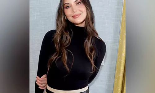 Olivia Munn का आरोप, द न्यूज़रूम के सेट पर निर्देशक ने रचनात्मक असहमति पर लिया प्रतिशोध Olivia Munn का आरोप, द न्यूज़रूम के सेट पर निर्देशक ने रचनात्मक असहमति पर लिया प्रतिशोध