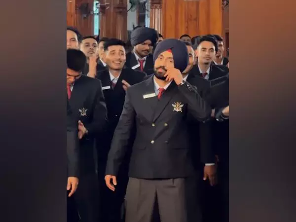 Diljit Dosanjh ने सरदार जी 3 विवाद के बीच बॉर्डर 2 से बाहर होने की खबरों को खारिज किया Diljit Dosanjh ने सरदार जी 3 विवाद के बीच बॉर्डर 2 से बाहर होने की खबरों को खारिज किया
