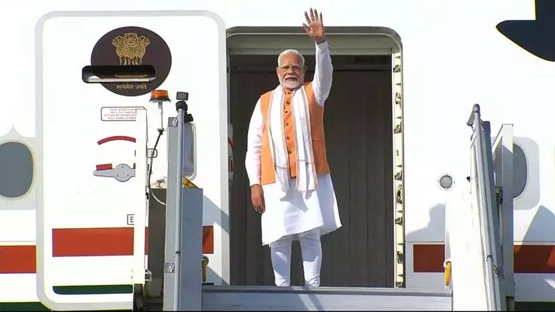 प्रधानमंत्री मोदी की 5 देशों की 8 दिवसीय विदेश यात्रा शुरू; ब्रिक्स और व्यापार पर रहेगा फोकस प्रधानमंत्री मोदी की 5 देशों की 8 दिवसीय विदेश यात्रा शुरू; ब्रिक्स और व्यापार पर रहेगा फोकस