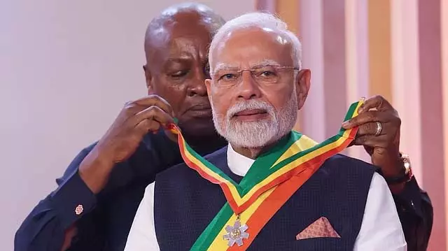 PM Modi को घाना का सर्वोच्च पुरस्कार मिला PM Modi को घाना का सर्वोच्च पुरस्कार मिला