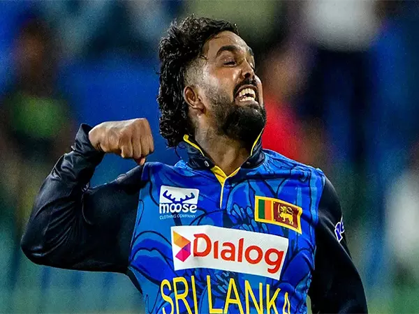 Sri Lanka ने पहले वनडे में बांग्लादेश को ऐतिहासिक पराजय के साथ 77 रनों से हराया Sri Lanka ने पहले वनडे में बांग्लादेश को ऐतिहासिक पराजय के साथ 77 रनों से हराया