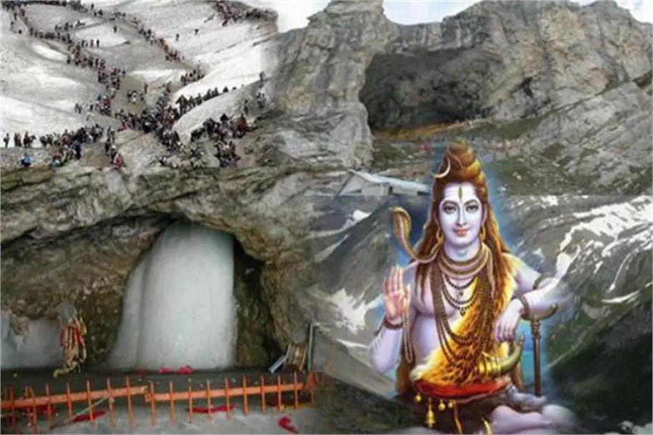 Amarnath Yatra: श्रद्धालुओं का पहला जत्था गुफा मंदिर के लिए रवाना Amarnath Yatra: श्रद्धालुओं का पहला जत्था गुफा मंदिर के लिए रवाना