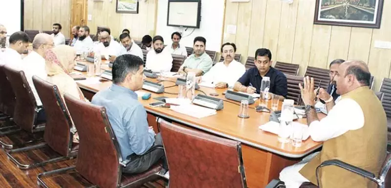 अवैध खनन पर शून्य सहिष्णुता अपनाएं: उपमुख्यमंत्री का अधिकारियों को निर्देश अवैध खनन पर शून्य सहिष्णुता अपनाएं: उपमुख्यमंत्री का अधिकारियों को निर्देश