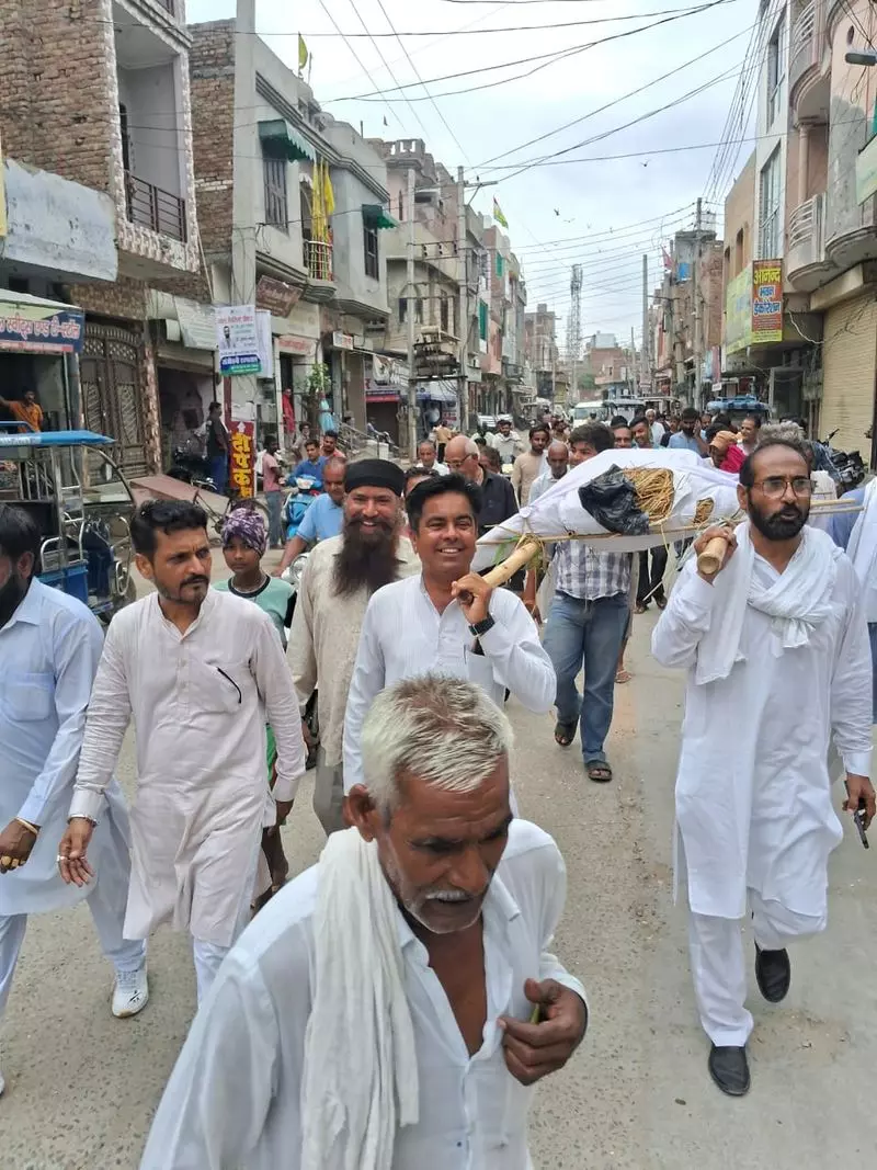 पूर्व पार्षद ने श्मशान घाट परियोजना में भ्रष्टाचार का आरोप लगाया पूर्व पार्षद ने श्मशान घाट परियोजना में भ्रष्टाचार का आरोप लगाया