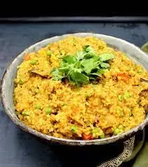 Masala Khichdi Recipe : खिचड़ी को दें चटपटा ट्विस्ट, यहां जानें इसे बनाने का आसान तरीका Masala Khichdi Recipe : खिचड़ी को दें चटपटा ट्विस्ट, यहां जानें इसे बनाने का आसान तरीका