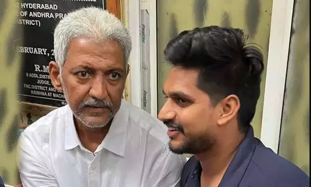 Andhra: पूर्व विधायक वल्लभनेनी 137 दिनों के बाद जमानत पर रिहा हुए Andhra: पूर्व विधायक वल्लभनेनी 137 दिनों के बाद जमानत पर रिहा हुए