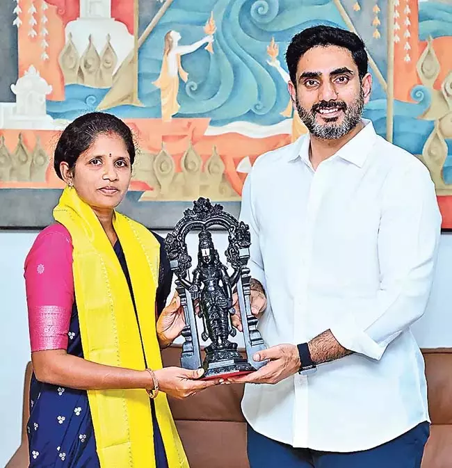 Minister Lokesh: छात्रों के सीखने के परिणामों पर अधिक ध्यान दिया जाएगा Minister Lokesh: छात्रों के सीखने के परिणामों पर अधिक ध्यान दिया जाएगा