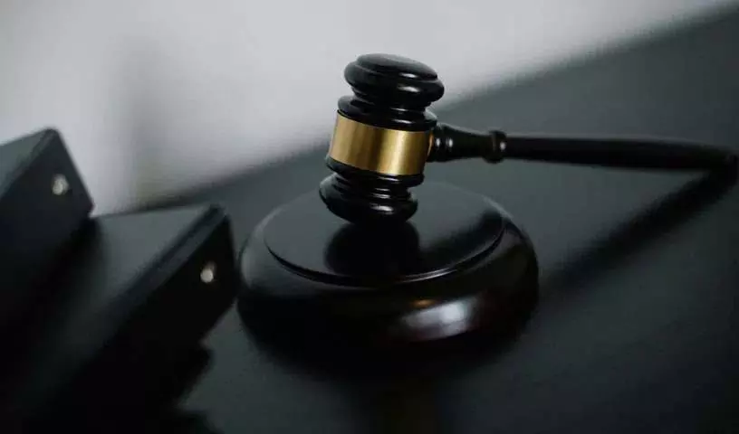 हाईकोर्ट ने आदेश दिया, लॉ कॉलेज बलात्कार जांच की प्रगति रिपोर्ट पेश करें हाईकोर्ट ने आदेश दिया, लॉ कॉलेज बलात्कार जांच की प्रगति रिपोर्ट पेश करें