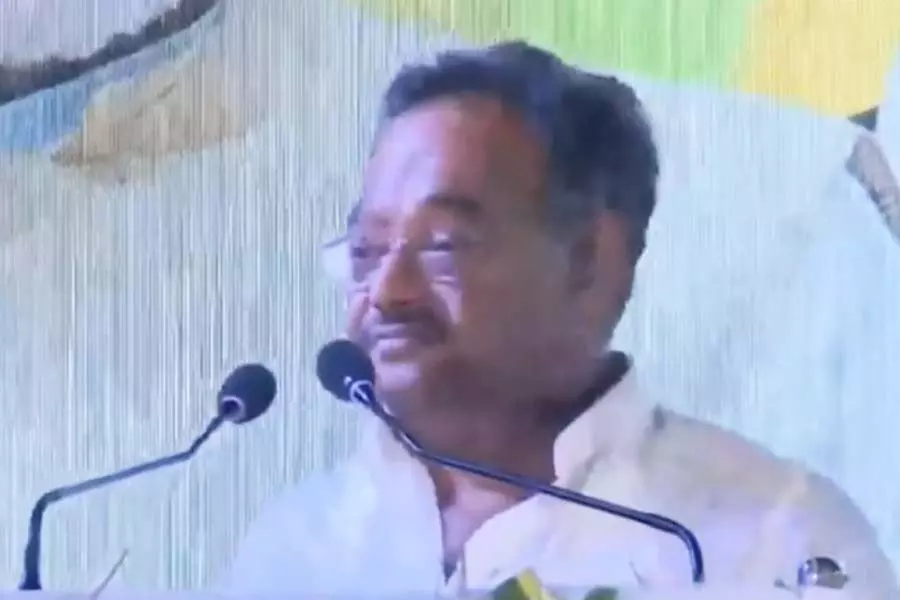 बंगाल BJP के नए अध्यक्ष समिक भट्टाचार्य ने मुसलमानों से नफरत के बजाय नजरुल को चुनने का आग्रह किया बंगाल BJP के नए अध्यक्ष समिक भट्टाचार्य ने मुसलमानों से नफरत के बजाय नजरुल को चुनने का आग्रह किया