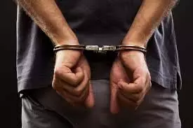 धार्मिक कार्यक्रम में चोरी, पांच महिलाएं गिरफ्तार, लाखों के जेवर जब्त धार्मिक कार्यक्रम में चोरी, पांच महिलाएं गिरफ्तार, लाखों के जेवर जब्त