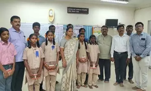 Tamil Nadu : शीर्ष 100 सरकारी स्कूलों में से प्रत्येक को 10 लाख रुपये की प्रोत्साहन राशि Tamil Nadu : शीर्ष 100 सरकारी स्कूलों में से प्रत्येक को 10 लाख रुपये की प्रोत्साहन राशि