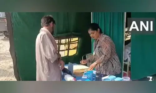 38 दिवसीय Amarnath Yatra आज से शुरू होने के अवसर पर चिकित्सा शिविर स्थापित किए गए 38 दिवसीय Amarnath Yatra आज से शुरू होने के अवसर पर चिकित्सा शिविर स्थापित किए गए