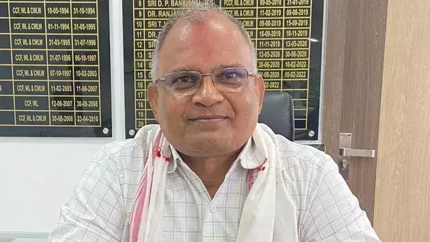 Assam के प्रधान वन अधिकारी एमके यादव पर केंद्र ने लिया सख्त रुख