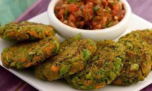 Bitter gourd tikki:स्वाद में लजीज होने के साथ-साथ इस डिश की खासियत है इसका हेल्दी होना