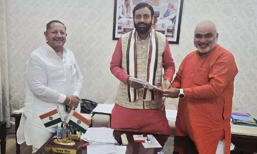Haryana के मुख्यमंत्री से नगर निगम को आत्मनिर्भर बनाने के लिए