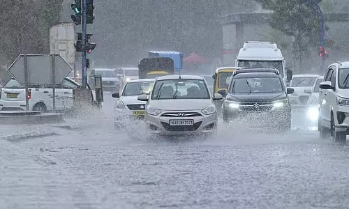Karnataka : पूरे राज्य में एक सप्ताह तक गरज के साथ भारी बारिश Karnataka : पूरे राज्य में एक सप्ताह तक गरज के साथ भारी बारिश