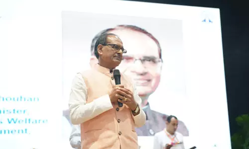 बाबा बर्फानी के भक्तों को शिवराज सिंह ने दीं शुभकामनाएं, बोले अमरनाथ यात्रा सनातन संस्कृति का प्रतीक बाबा बर्फानी के भक्तों को शिवराज सिंह ने दीं शुभकामनाएं, बोले अमरनाथ यात्रा सनातन संस्कृति का प्रतीक