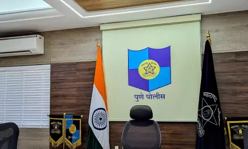 Pune पुलिस ने महिला से बलात्कार के आरोप में ‘डिलीवरी एजेंट’ को 24 घंटे के भीतर गिरफ्तार किया Pune पुलिस ने महिला से बलात्कार के आरोप में ‘डिलीवरी एजेंट’ को 24 घंटे के भीतर गिरफ्तार किया