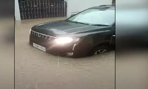 रायगढ़ शहर के कई वार्ड जलमग्न, सुबह से हो रही भारी बारिश