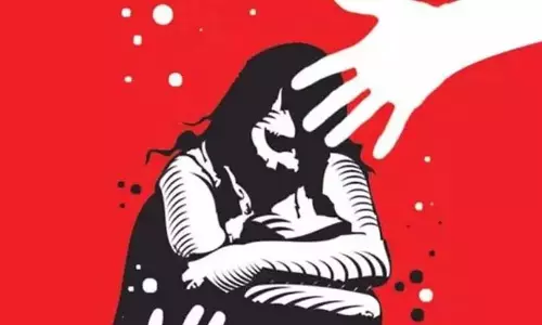 Kerala : लड़की से बलात्कार, मां के साथ रहने वाला व्यक्ति गिरफ्तार Kerala : लड़की से बलात्कार, मां के साथ रहने वाला व्यक्ति गिरफ्तार