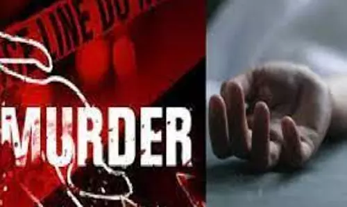 New Delhi: डांट पड़ने पर नौकर ने उतारा मां-बेटे को मौत के घाट