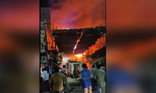 Andhra : तिरुपति के गोविंदराज मंदिर के पास आग लग गई