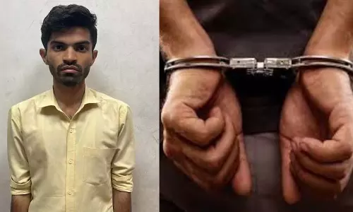 Bengaluru में इंफोसिस के पीपिंग टॉम के फोन पर एक और कर्मचारी के वॉशरूम का वीडियो मिला Bengaluru में इंफोसिस के पीपिंग टॉम के फोन पर एक और कर्मचारी के वॉशरूम का वीडियो मिला