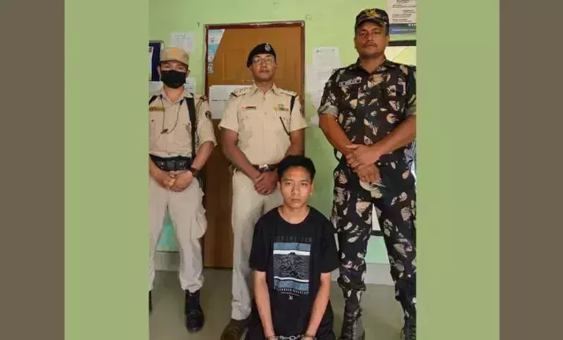 Arunachal: नाहरलागुन में चाकू से किए गए हमले में दो लोग घायल, 19 वर्षीय युवक गिरफ्तार Arunachal: नाहरलागुन में चाकू से किए गए हमले में दो लोग घायल, 19 वर्षीय युवक गिरफ्तार
