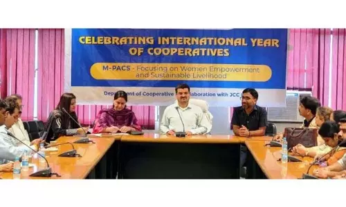केंद्रीय मंत्री ने J&K के डेयरी, मत्स्य पालन विकास के लिए इष्टतम समर्थन का वादा किया