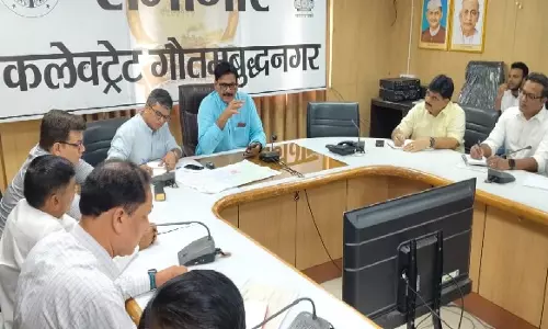 Noida: गौतमबुद्धनगर में जलभराव से निपटने की तैयारी, सफाई कार्य की समीक्षा