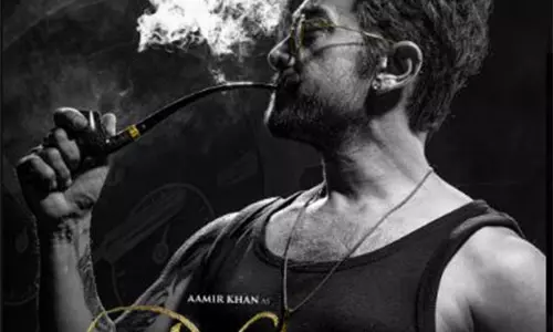 ‘कुली’ में आमिर का दमदार लुक वायरल, Rajinikanth संग क्लैश तय ‘कुली’ में आमिर का दमदार लुक वायरल, Rajinikanth संग क्लैश तय