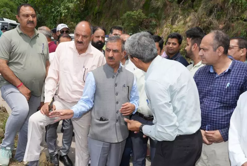 Himachal: हमीरपुर बस स्टैंड का काम एक साल में पूरा होगा Himachal: हमीरपुर बस स्टैंड का काम एक साल में पूरा होगा