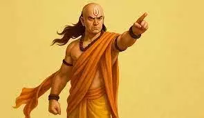 Chanakya Niti:आचार्य चाणक्य के 5 मंत्र, जो हर छात्र को बना सकते हैं सफल नेता Chanakya Niti:आचार्य चाणक्य के 5 मंत्र, जो हर छात्र को बना सकते हैं सफल नेता
