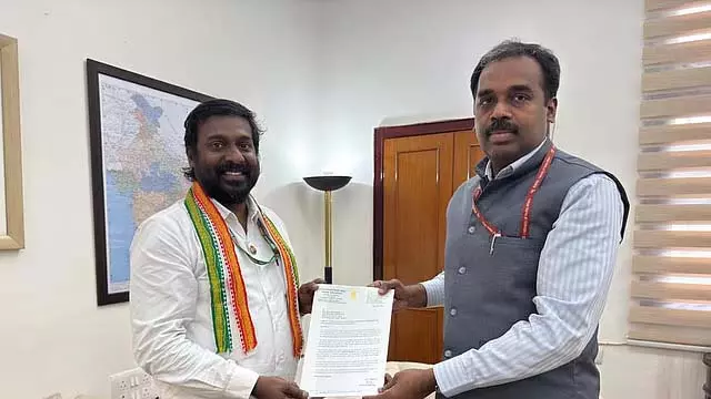 ईरान में फंसे मछुआरों को बचाया जाना चाहिए: MP Manu ईरान में फंसे मछुआरों को बचाया जाना चाहिए: MP Manu