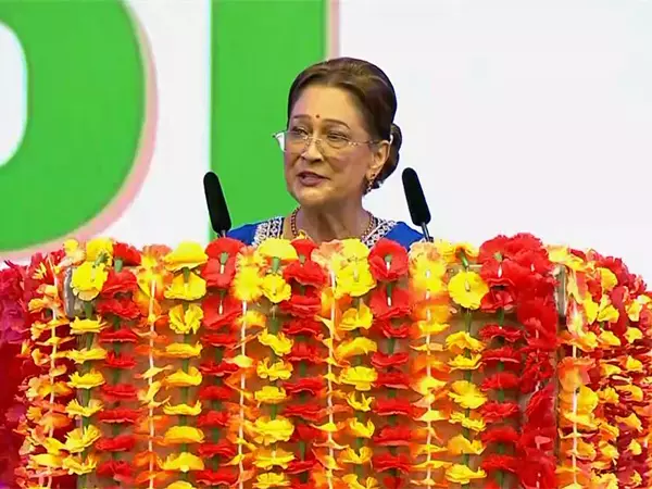 त्रिनिदाद और टोबैगो के प्रधानमंत्री ने PM Modi के नेतृत्व की प्रशंसा की त्रिनिदाद और टोबैगो के प्रधानमंत्री ने PM Modi के नेतृत्व की प्रशंसा की