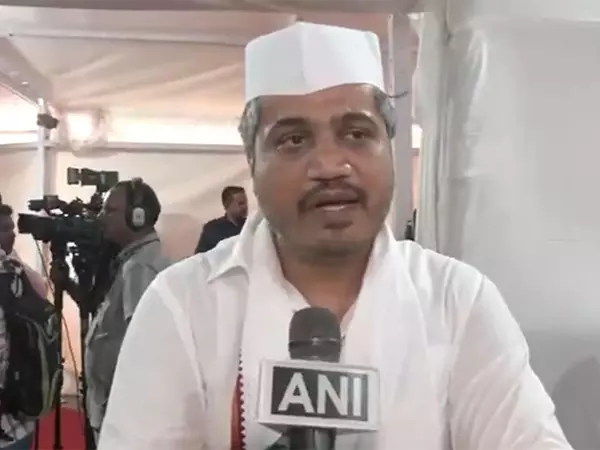 अमित शाह से महाराष्ट्र की कानून व्यवस्था पर ध्यान देने का आग्रह: NCP के रोहित पवार अमित शाह से महाराष्ट्र की कानून व्यवस्था पर ध्यान देने का आग्रह: NCP के रोहित पवार