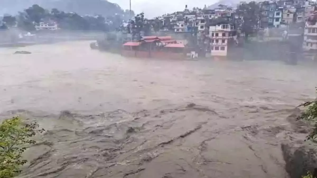 प्रदेश में मानसून के कहर से तबाही, मरने वालों की संख्या 37 तक पहुंची प्रदेश में मानसून के कहर से तबाही, मरने वालों की संख्या 37 तक पहुंची