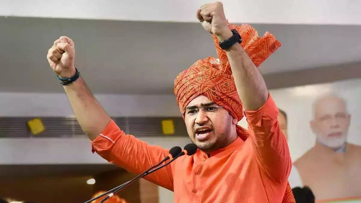 Bangalore के सांसद तेजस्वी सूर्या ने येलो लाइन मेट्रो को तुरंत खोलने की मांग की Bangalore के सांसद तेजस्वी सूर्या ने येलो लाइन मेट्रो को तुरंत खोलने की मांग की