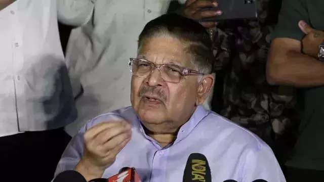 जैरस लिगू ने Hyderabad भरोसा केंद्र सेवाओं की सराहना की जैरस लिगू ने Hyderabad भरोसा केंद्र सेवाओं की सराहना की