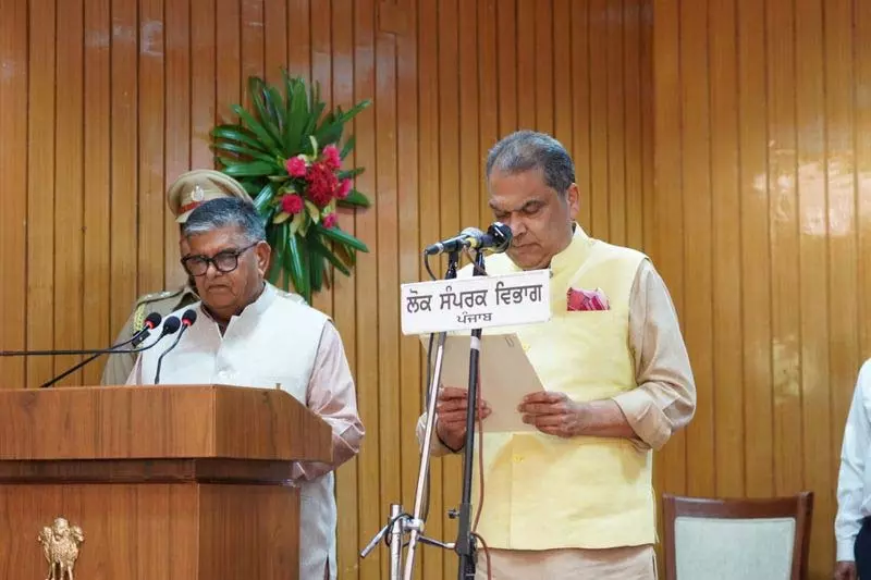 Sanjeev Arora भगवंत मान कैबिनेट में शामिल हुए, एनआरआई मामले, उद्योग विभाग मिले Sanjeev Arora भगवंत मान कैबिनेट में शामिल हुए, एनआरआई मामले, उद्योग विभाग मिले