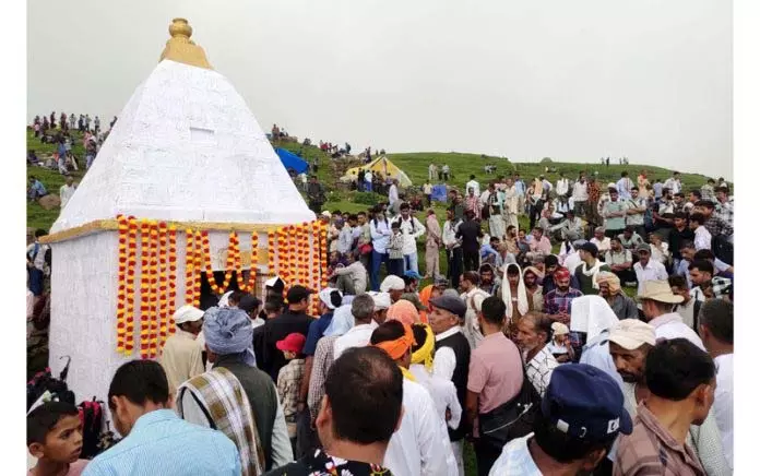 Jammu: लाधा धार में दो दिवसीय सबौर मेला का समापन हुआ Jammu: लाधा धार में दो दिवसीय सबौर मेला का समापन हुआ