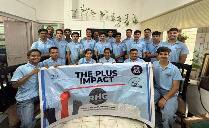 एआरसी हॉस्पिटैलिटी की CSR पहल के तहत जम्मू-कश्मीर के 47 युवाओं को प्रशिक्षित किया एआरसी हॉस्पिटैलिटी की CSR पहल के तहत जम्मू-कश्मीर के 47 युवाओं को प्रशिक्षित किया